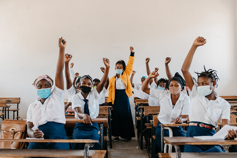 Girls in school taking a stand against child marriage.   Empowering girls and keeping them in school are therefore two key components of the UNFPA-UNICEF Global Programme to End Child Marriage.   ©UNFPA Mozambique/ MbutoMachili