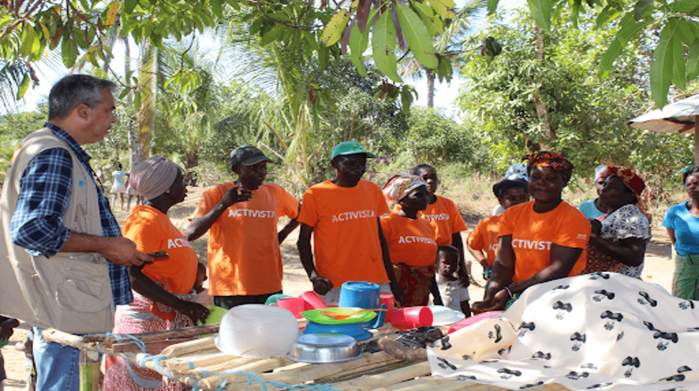 Foto: Demonstração culinária do Comité de Saúde do Curungo, na província da Zambézia ©Helder Xavier/UNFPA Moçambique