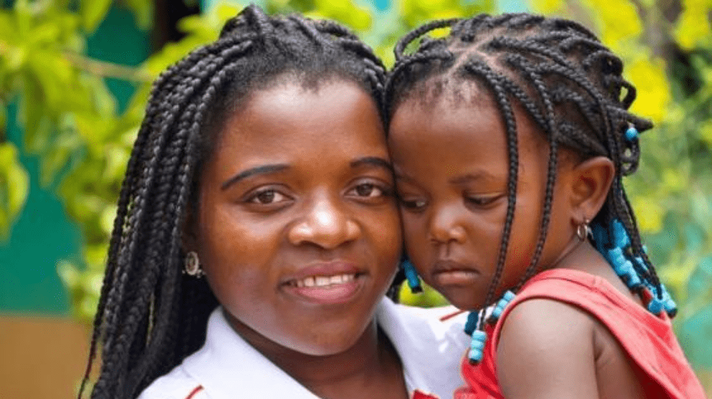 Activist Gilda and her little girl Ashley