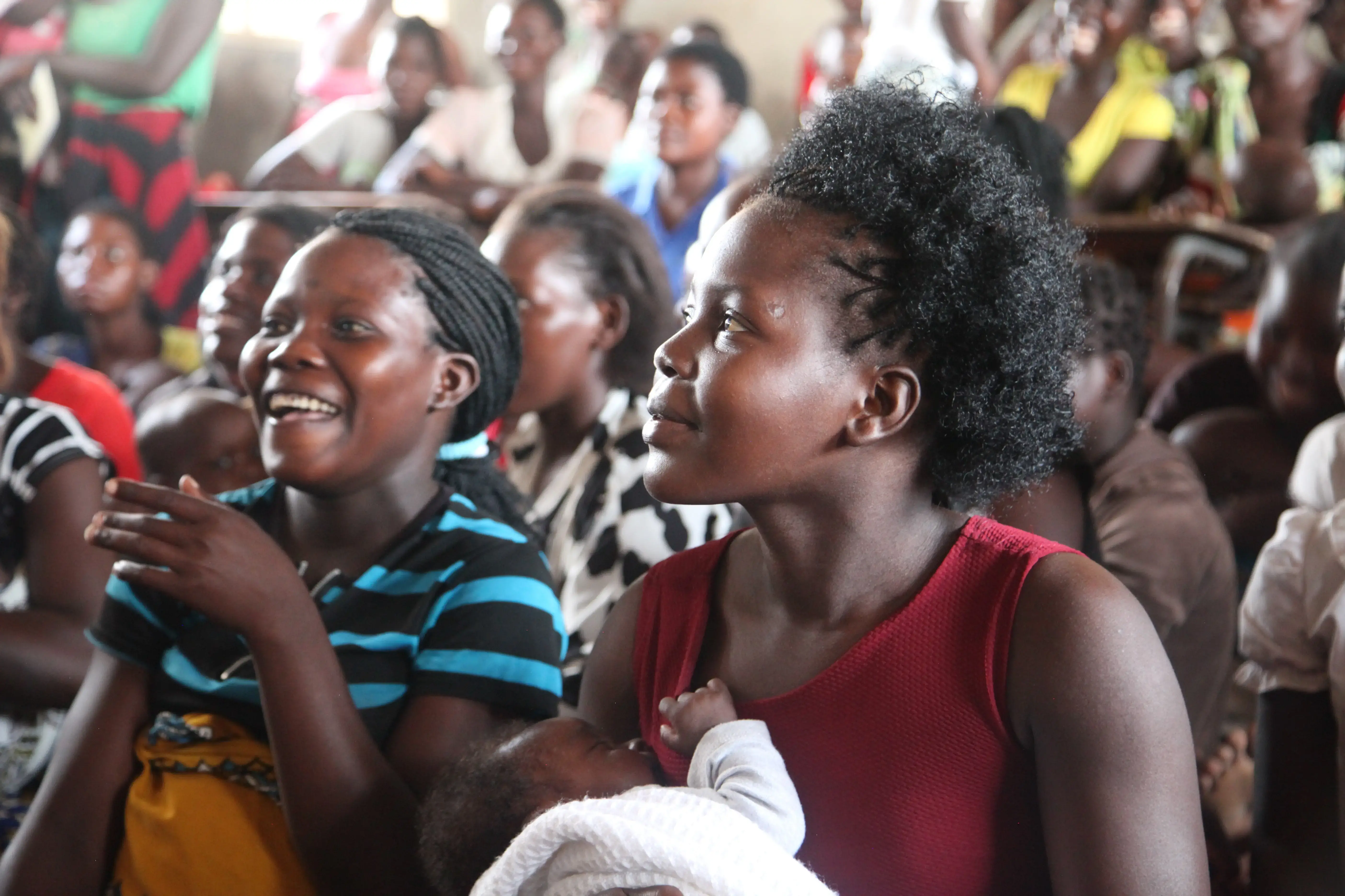 UNFPA delivers maternity and dignity kits to victims of Cyclone Idai