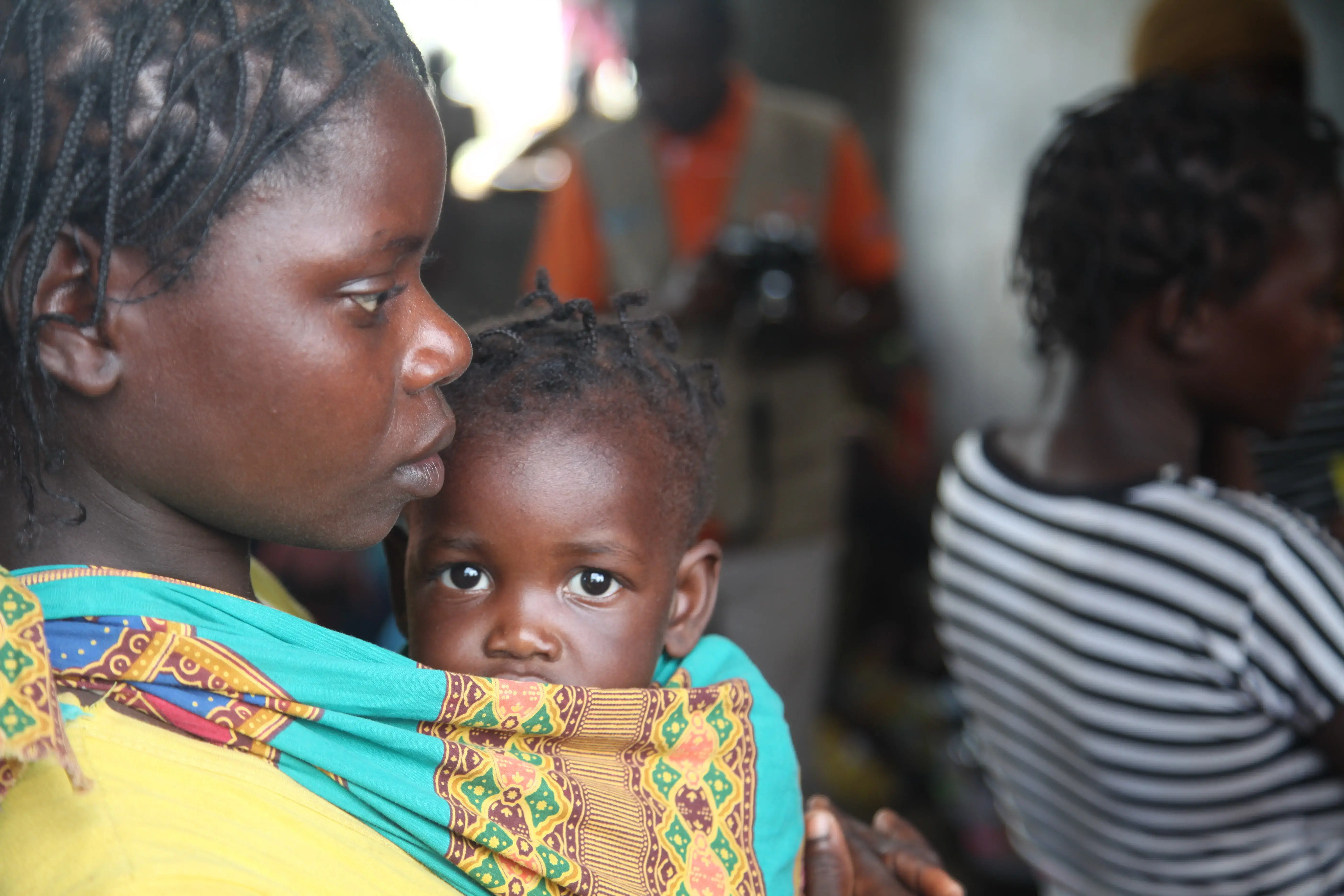 UNFPA alerts about gender-based violence and offers dignity kits to victims of Cyclone Idai