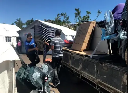 UNFPA - Parceria amistosa da Americares com mulheres  move-se para a África